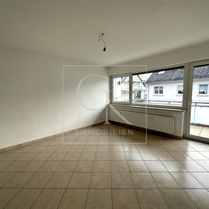 4-Zimmer-Wohnung mit Sicht auf Weinberge, Stadt , Calvarienberg und Hohnzollern - Photo 1