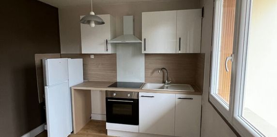 Location Appartement 1 pièce 32m² - Photo 2