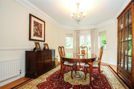 5 bedroom detached house to rent - Photo 3