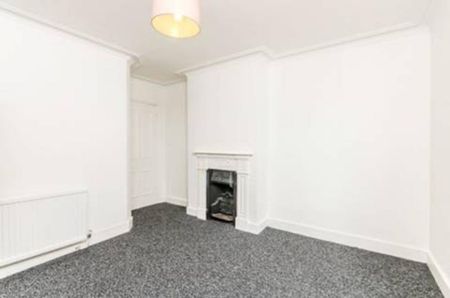 3 bedroom apartment to rent - Photo 5