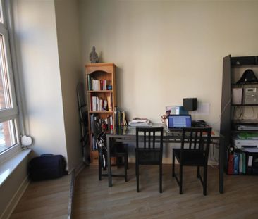 Location Appartement 2 pièces 35m² LILLE 59000 - Photo 2