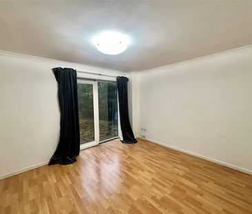 1 bedroom property to rent - Photo 2