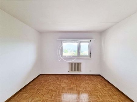Helles 3.5-Zimmer-Apartment im Grünen in Stabio - Foto 3