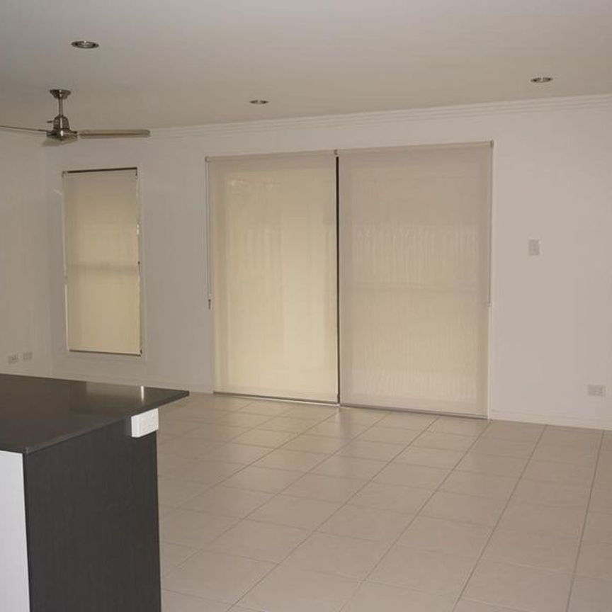 MODERN DUPLEX IN QUIET STREET - Photo 1