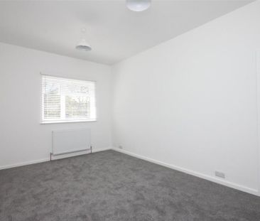 3 bedroom apartment to rent - Photo 4