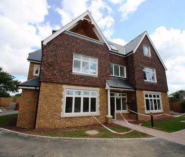 2 bedroom Terraced House to let - Photo 1