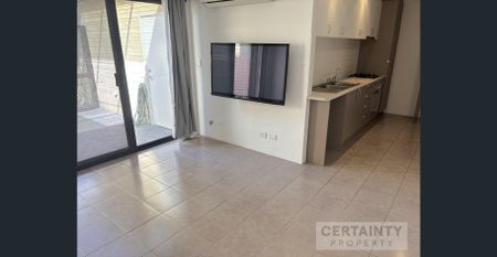 Modern and Stylish Rental in the Heart of Balga - A Perfect Place to Call Home! - Photo 4