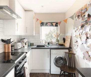 2 bedroom apartment to rent - Photo 3