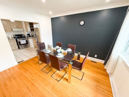 For Lease - 20 Bayard Avenue Unit# Main, Toronto, Ontario - Photo 3
