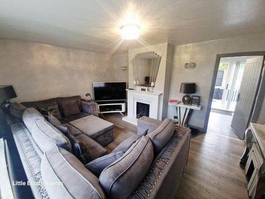 3 bedroom end of terrace house to rent - Photo 1