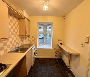 Corbridge Court, Longbenton, NE12 - Photo 6