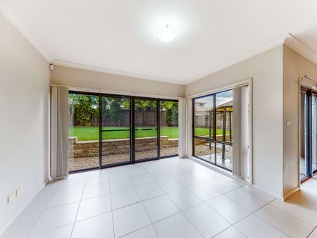 58 Parer Avenue, Middleton Grange NSW 2171 - House For Rent | Domain - Photo 2