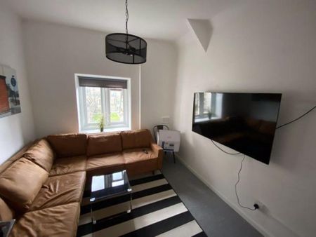 4 bedroom house to rent - Photo 2