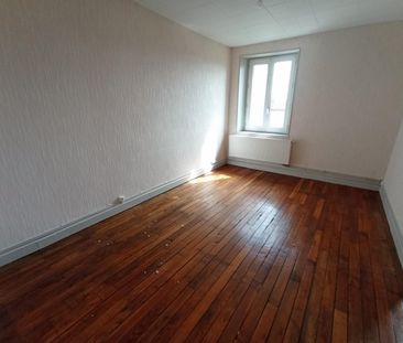 Location Appartement 4 pièces 81m² - Photo 2