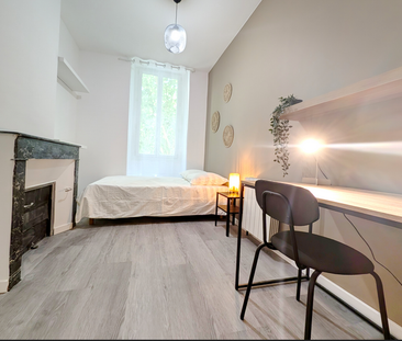 Toulon : Votre Nouvelle Colocation Prête à Vivre (Frais d'Agence Of... - Photo 2