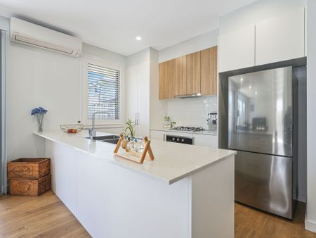 Modern Living Awaits at 5/5 Yolanda Street, Albion Park! - Photo 2