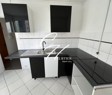 Grenoble - Appartement T4 - 1er étage - Photo 2