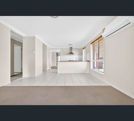 7 Staaten Street, Burpengary, Qld 4505 - Photo 2