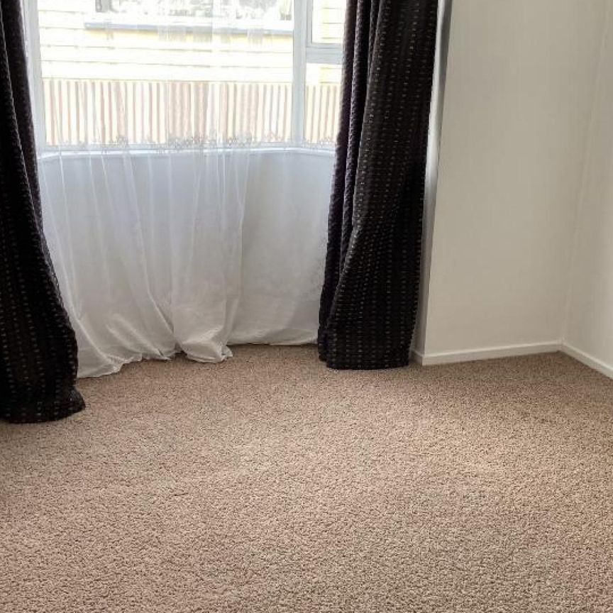 43 George Street, Windsor - Photo 1