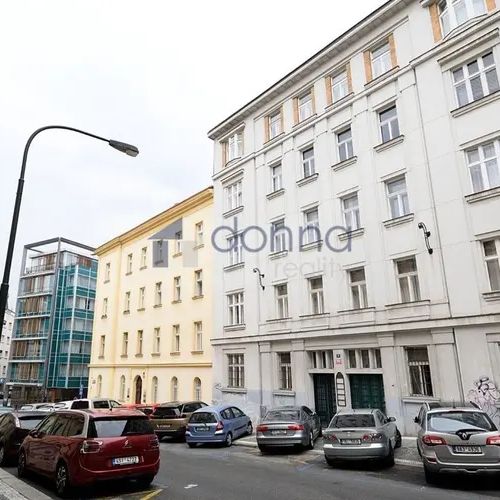 Pronájem zařízeného bytu 1+1, 33 m - Fotografie 1