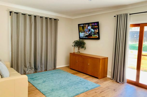 5 bedroom house - $595/week - including electricity and internet - Photo 1