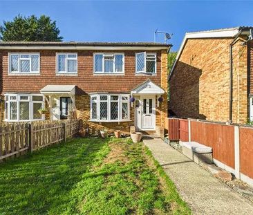 Harlech Road, Blackwater, Camberley, Hampshire, GU17 - Photo 4