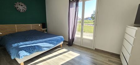 Location Maison 5 pièces 136m² BARDOS 64520 - Photo 4