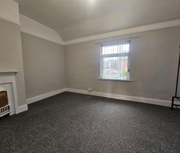 63 Glenbank Place, Belfast, BT14 8AL - Photo 2