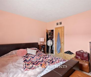 3 bedroom terraced house to rent - Photo 6