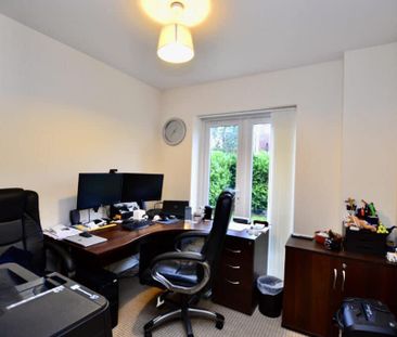 4 bedroom detached house to rent - Photo 1