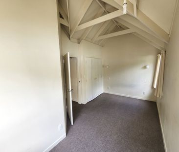 Aro Valley Living - Photo 3