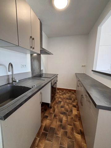 Location Appartement 2 pièces 33m² NIMES 30000 - Photo 4