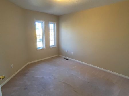 For Lease - 3938 Nightshade Lane, Mississauga, Ontario - Photo 4