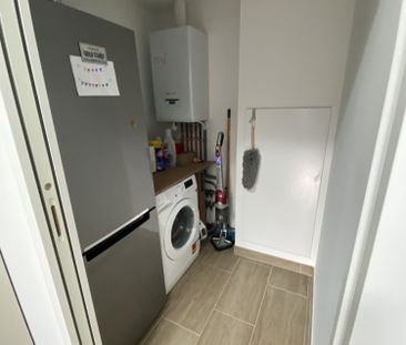 Location Appartement 4 pièces 88m² ARVEYRES 33500 - Photo 3