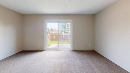 North Callingwood Place Townhome Rentals - Photo 5