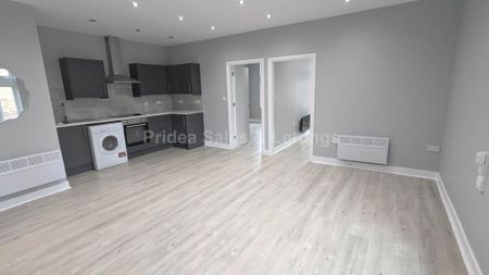 2 bedroom flat to rent - Photo 4