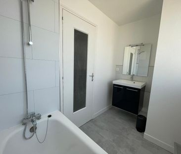 Location Appartement 1 pièce 19m² ST LAMBERT LA POTHERIE 49070 - Photo 2