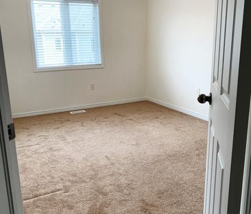 For Lease - 18 Longboat Run W N/A, Brantford, Ontario - Photo 4