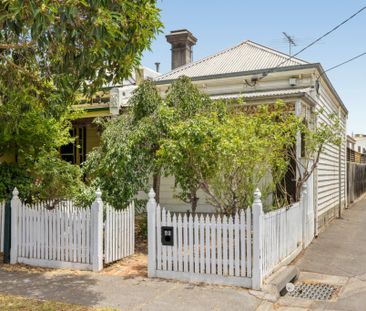 Single Fronted Victorian Residence - Photo 4