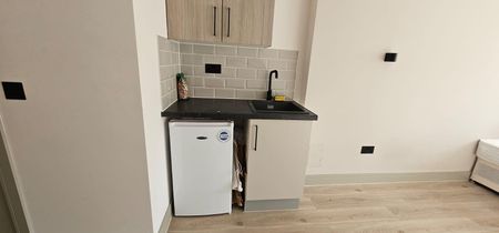 Parkfield Road, Harrow HA2, London - Photo 4