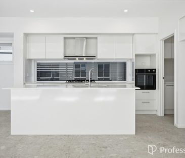 Beautiful Family Home - Photo 5