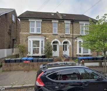 Room in a Shared Flat, Clarence Road, CR0 - Photo 1