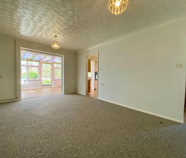 1 bedroom semi-detached bungalow to rent - Photo 5