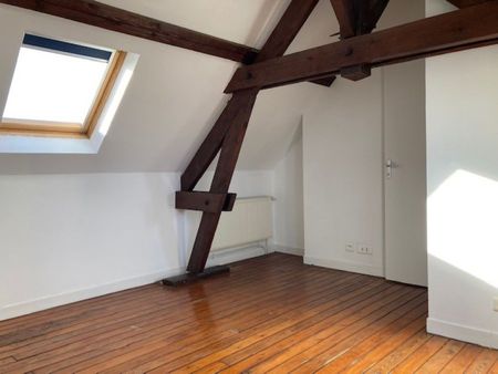 GRAND DUPLEX ATYPIQUE EN CENTRE VILLE - Photo 4