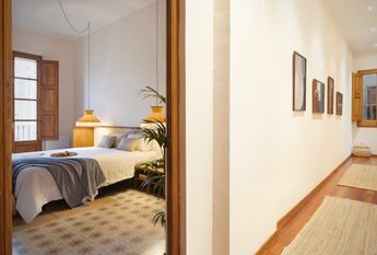 Carrer de Verdaguer i Callís, Barcelona, Catalonia 08003