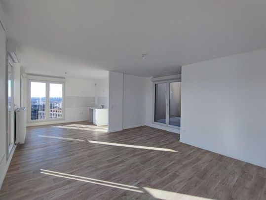 location Appartement T4 DE 99.3m² À BOBIGNY - Photo 1