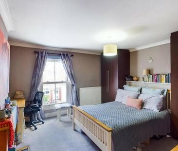 10 Albert Road, Addlestone - 2 bedrooms Property for lettings - Sey... - Photo 6