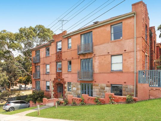 1/54A Bream Street, Coogee NSW 2034 - Apartment For Rent | Domain - Photo 1