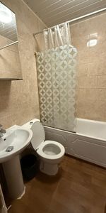 Room in a Shared House, Station Road, N22 - Photo 4