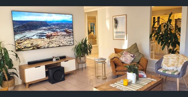 4BRM 3BTM furnished house, close to beach, internet and electricity included-Broadbeach Waters - Photo 1